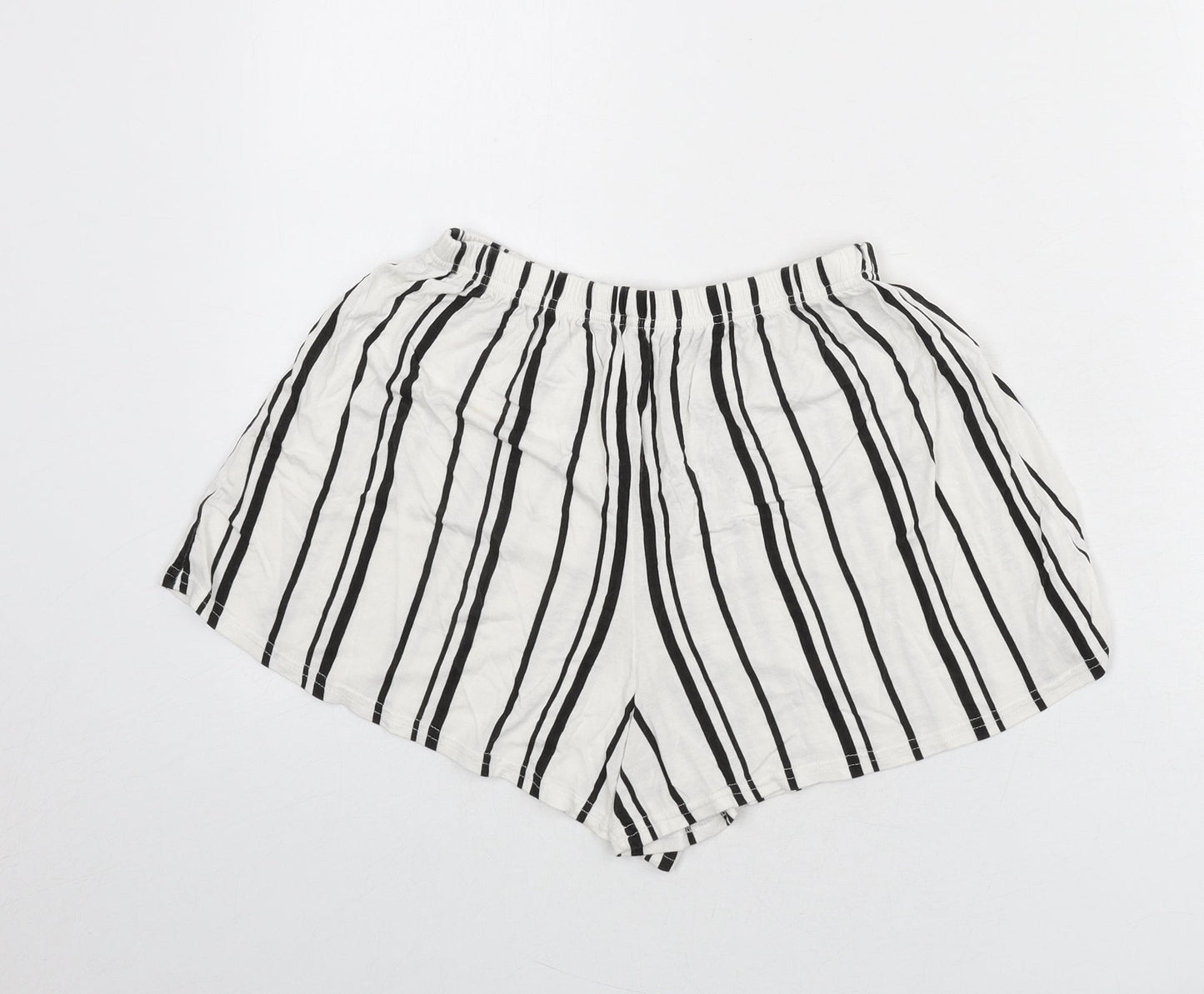 Nasty Gal Womens White Striped Vinyl Basic Shorts Size 6 Regular Pull On