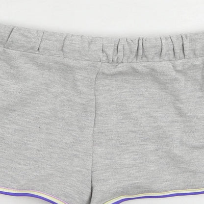 Marks and Spencer Girls Grey Cotton Sweat Shorts Size 6-7 Years Regular Drawstring - Contrasting Trim