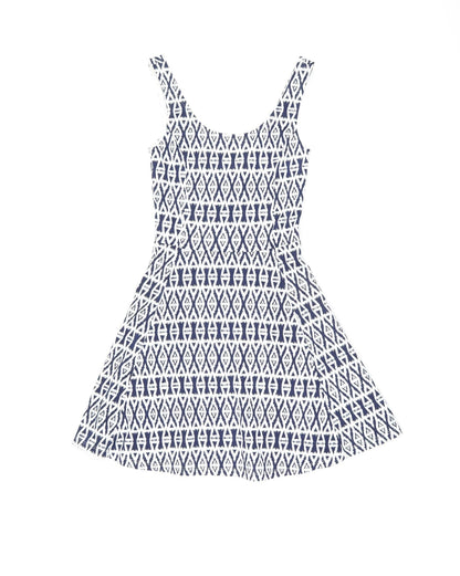 H&M Womens White Geometric Polyester Skater Dress Size 6 Scoop Neck Pullover