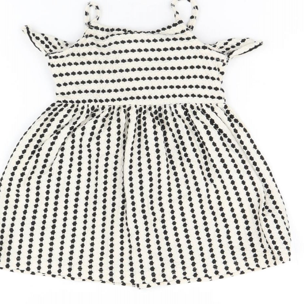 Zara Girls White Striped Cotton A-Line Size 12-18 Months Scoop Neck Pullover