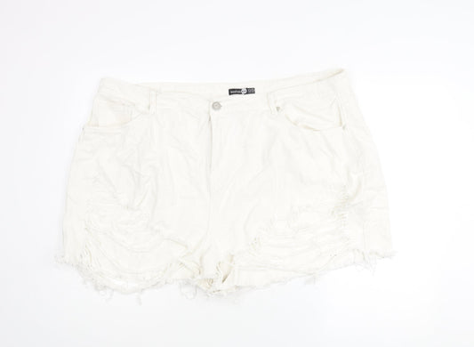 Boohoo Womens White Cotton Cut-Off Shorts Size 26 Regular Zip - Heavily Distressed