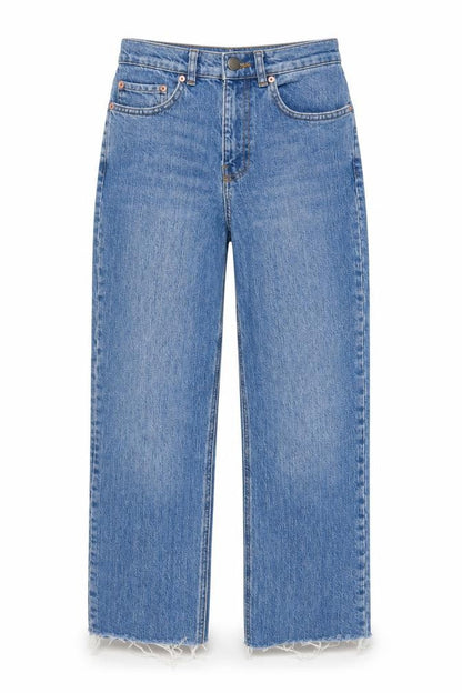 Womens UK Size 25 in ASOS Regular Fit Cropped Blue Jeans