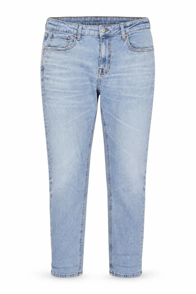 Front view of ASOS women’s blue cotton skinny jeans, size UK 32, in, 30-inch leg regular zip