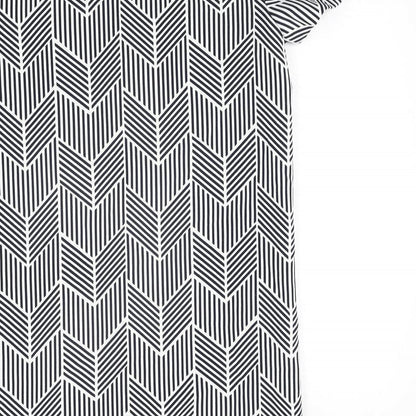 Zara Womens Black Geometric Polyester Shift Size M Round Neck Button
