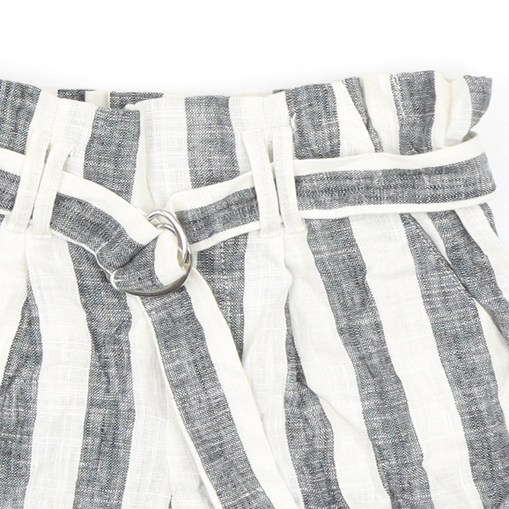Bershka Womens Black Striped Viscose Paperbag Shorts Size XS L3 in Regular