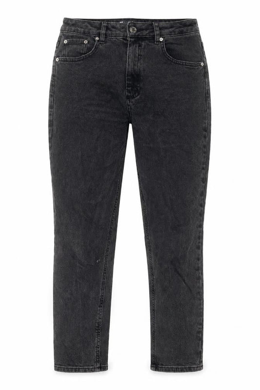 Front view of ASOS women’s black cotton skinny jeans, size UK 26, in, 30-inch leg regular zip