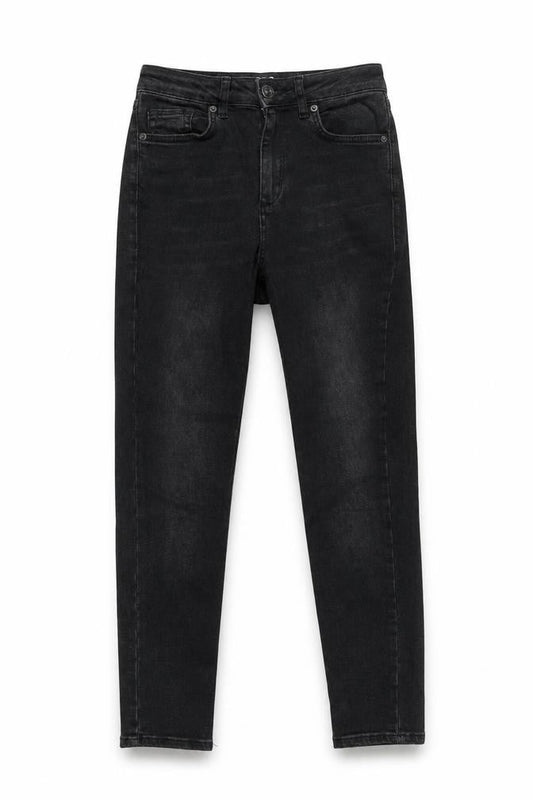 Front view of BDG women’s black cotton skinny jeans, size UK 27, in, 30-inch leg regular zip