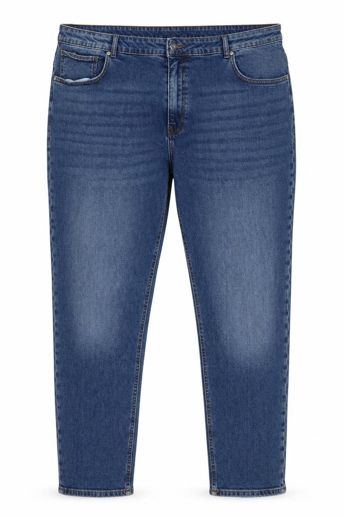 Front view of ONLY Carmakoma Blue Denim Jeans unisex, size 26