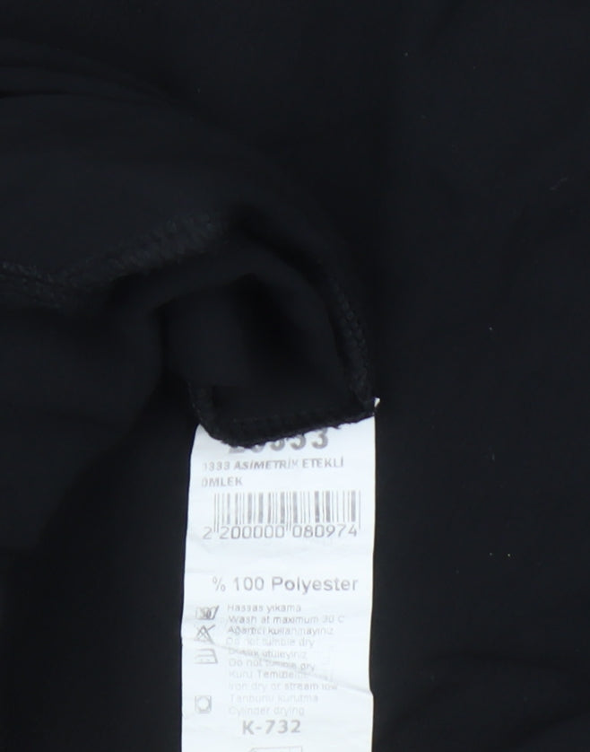 Emrey Women's Black Collared Long Sleeve Top M