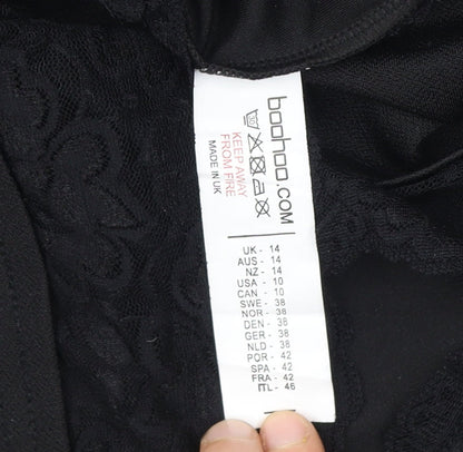 Boohoo Women's Black Lace Accent Bermuda Shorts