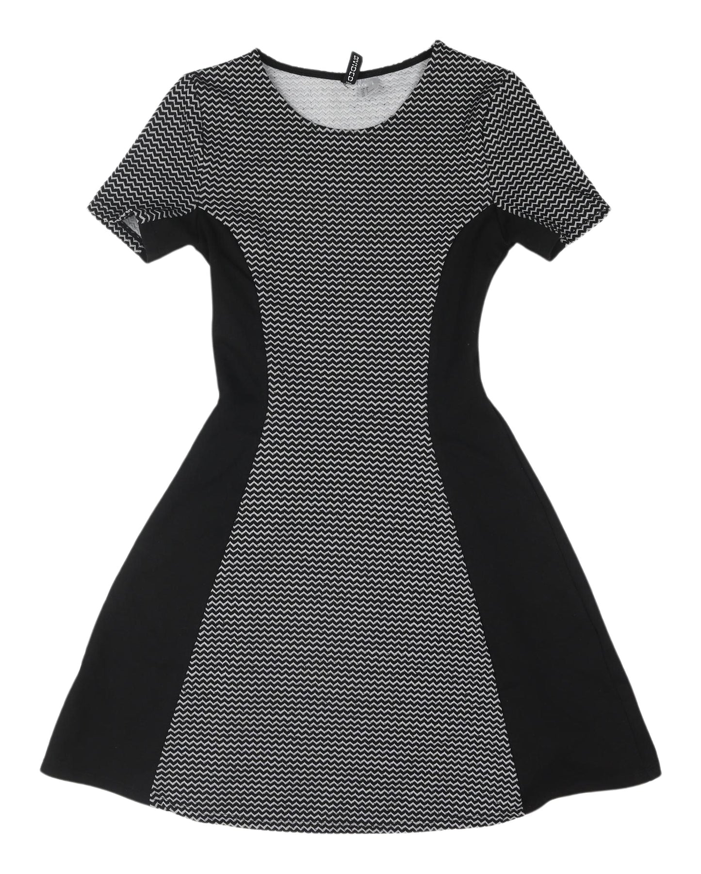 H&M Women's Black Chevron A-Line Dress Size 6