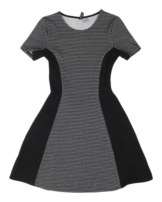 H&M Women's Black Chevron A-Line Dress Size 6