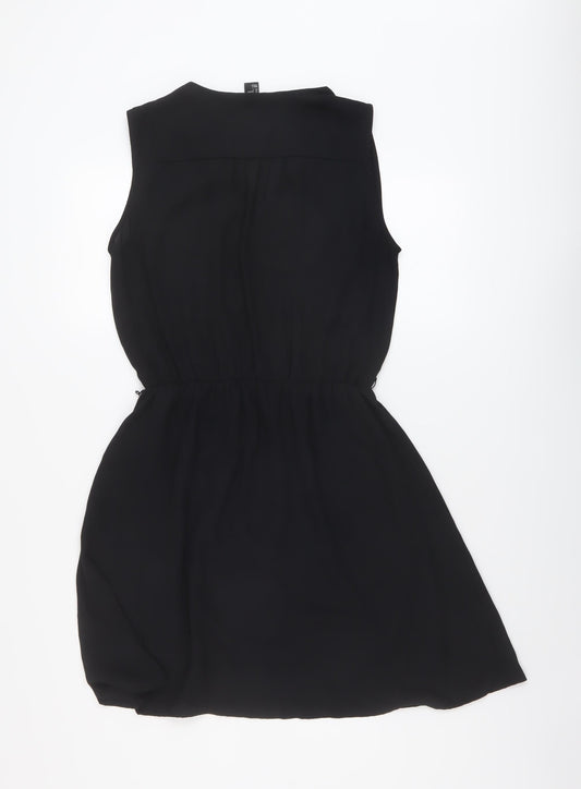 H&M Womens Black Polyester A-Line Size 8 V-Neck Button