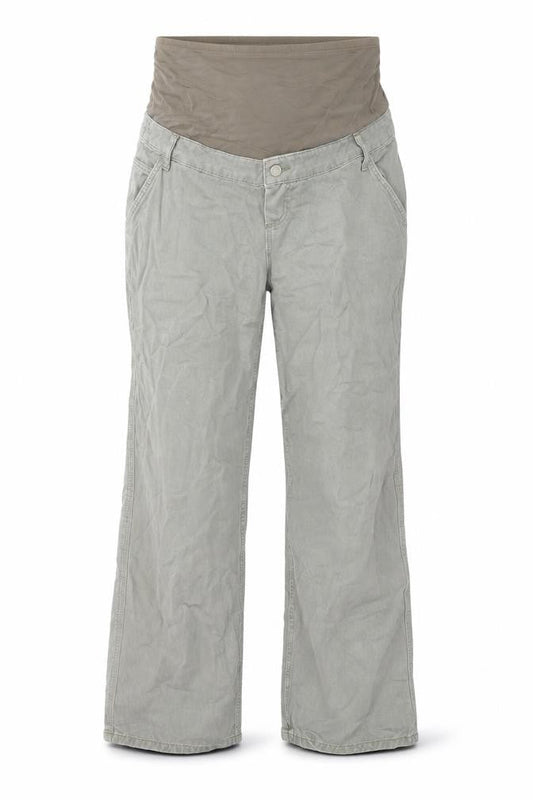 Front view of ASOS women’s green cotton wide-leg jeans, size UK 12, 30-inch leg relaxed button