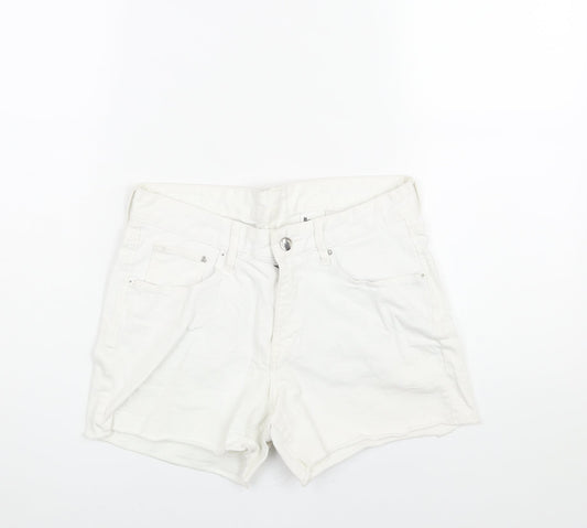 H&M Womens White Cotton Cut-Off Shorts Size 30 in L4 in Regular Zip