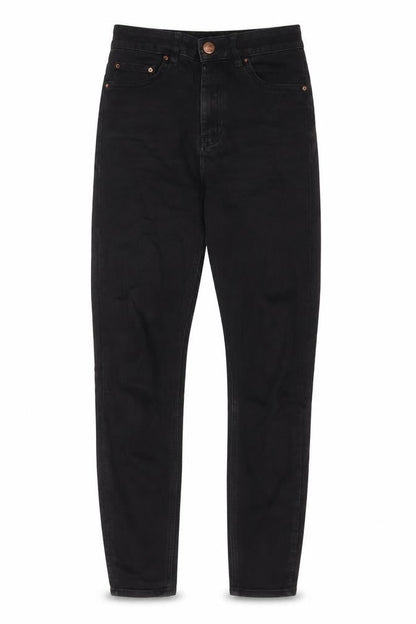 Front view of ASOS women’s black cotton skinny jeans, size UK 28, in, 32-inch leg regular zip