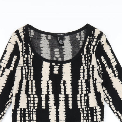 FOREVER 21 Womens Black Geometric Viscose Bodycon Size M Scoop Neck Pullover