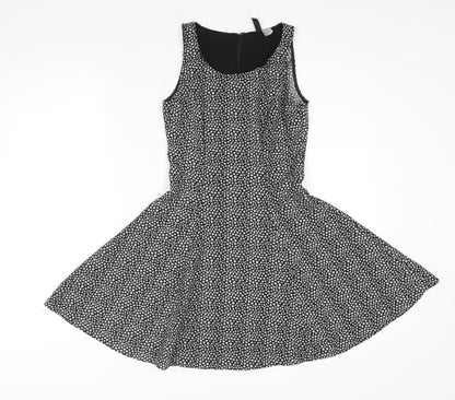 Divided by H&M Womens Black Geometric Polyester Skater Dress Size 6 Scoop Neck Zip - Floral Print