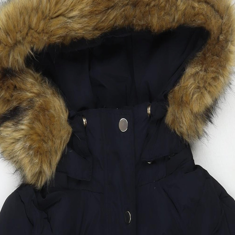 Close-up detail of Hallhuber women’s blue puffer jacket jacket, size UK 6, zip