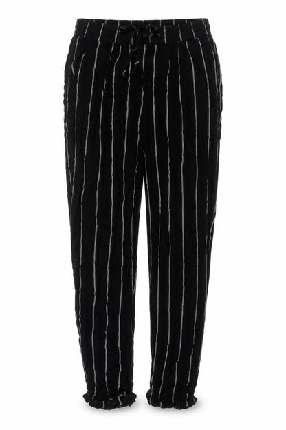 Womens UK Size 8 PRETTYLITTLETHING Regular Fit  Black Trousers