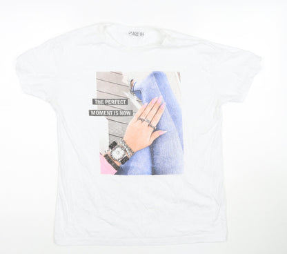 Larita Womens White Polyester Basic T-Shirt Size M Round Neck - Jeweled Detail Fashion Nails Lady