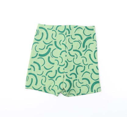 Bershka Womens Green Geometric Polyester Basic Shorts Size XS L3 in Regular Pull On