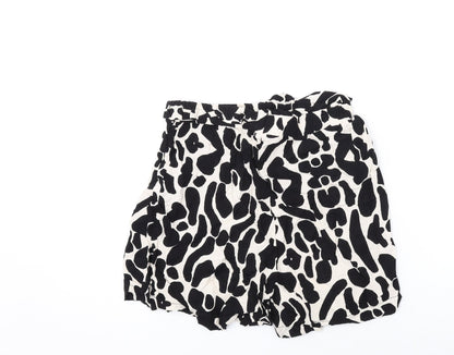 Nasty Gal Womens Black Geometric Viscose Basic Shorts Size 6 L3 in Regular Pull On