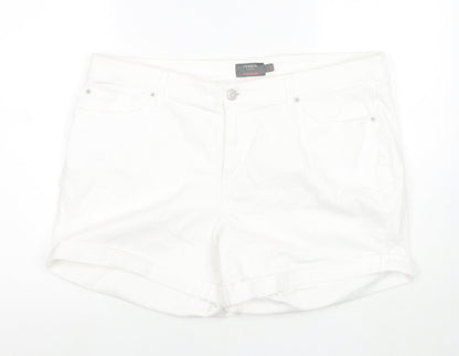 Torrid Womens White Cotton Mom Shorts Size 20 L4 in Regular Zip