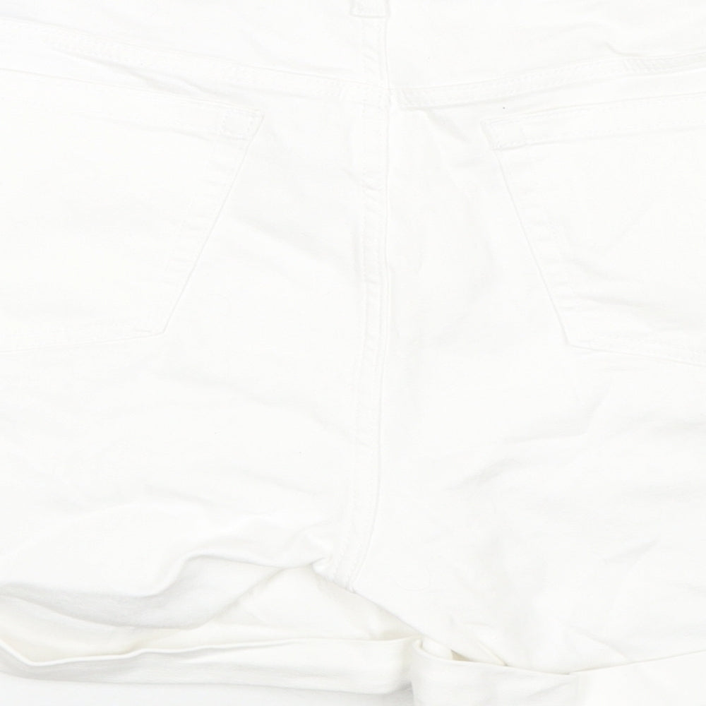 Torrid Womens White Cotton Mom Shorts Size 20 L4 in Regular Zip