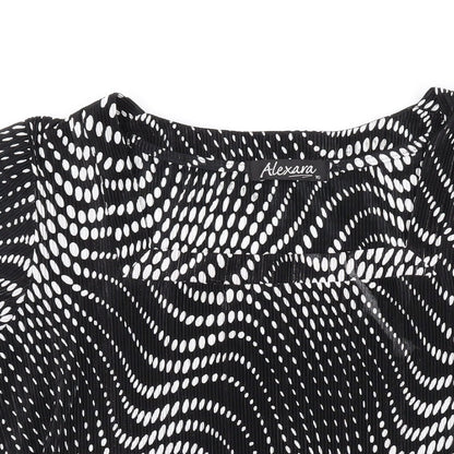 Womens UK Size 16 Alexara Black Basic T-Shirt