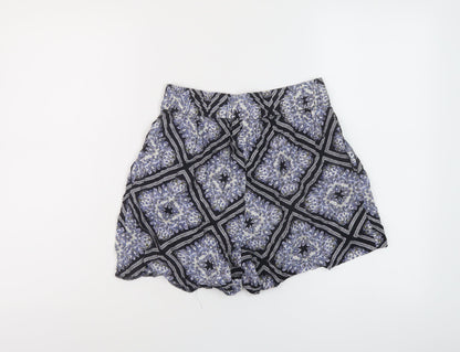 H&M Womens Blue Geometric Vinyl Basic Shorts Size 8 L4 in Regular