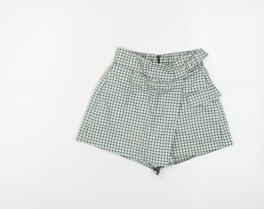 Bershka Womens Green Plaid Polyester Basic Shorts Size 6 L4 in Regular Zip
