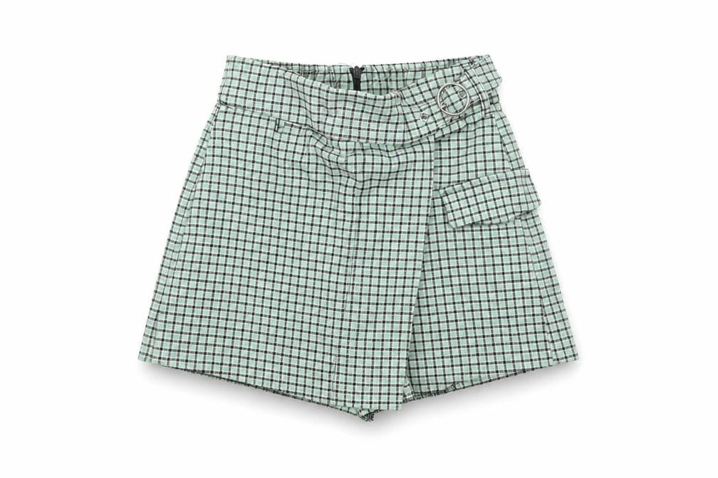 Womens UK Size 6 Bershka Regular Fit Basic Shorts