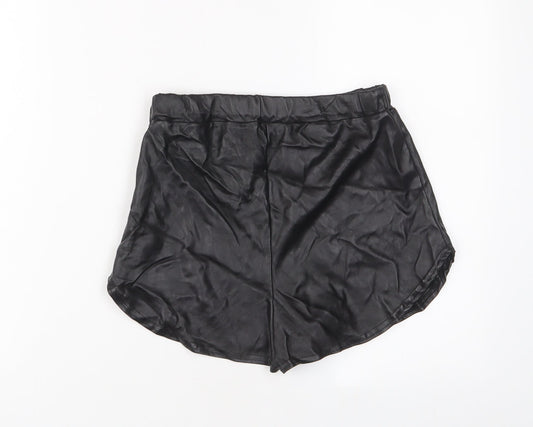 PRETTYLITTLETHING Womens Black Polyurethane Basic Shorts Size 8 Regular Pull On