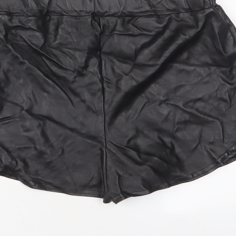 PRETTYLITTLETHING Womens Black Polyurethane Basic Shorts Size 8 Regular Pull On