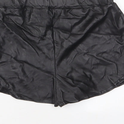 PRETTYLITTLETHING Womens Black Polyurethane Basic Shorts Size 8 Regular Pull On