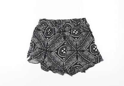 Disney Womens Black Paisley Vinyl Basic Shorts Size XS Regular Pull On