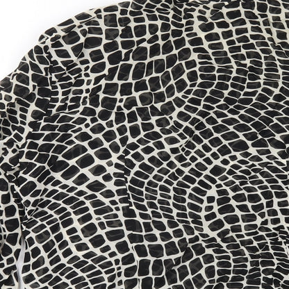 Marks and Spencer Womens Black Geometric Viscose Basic Button-Up Size 12 Collared