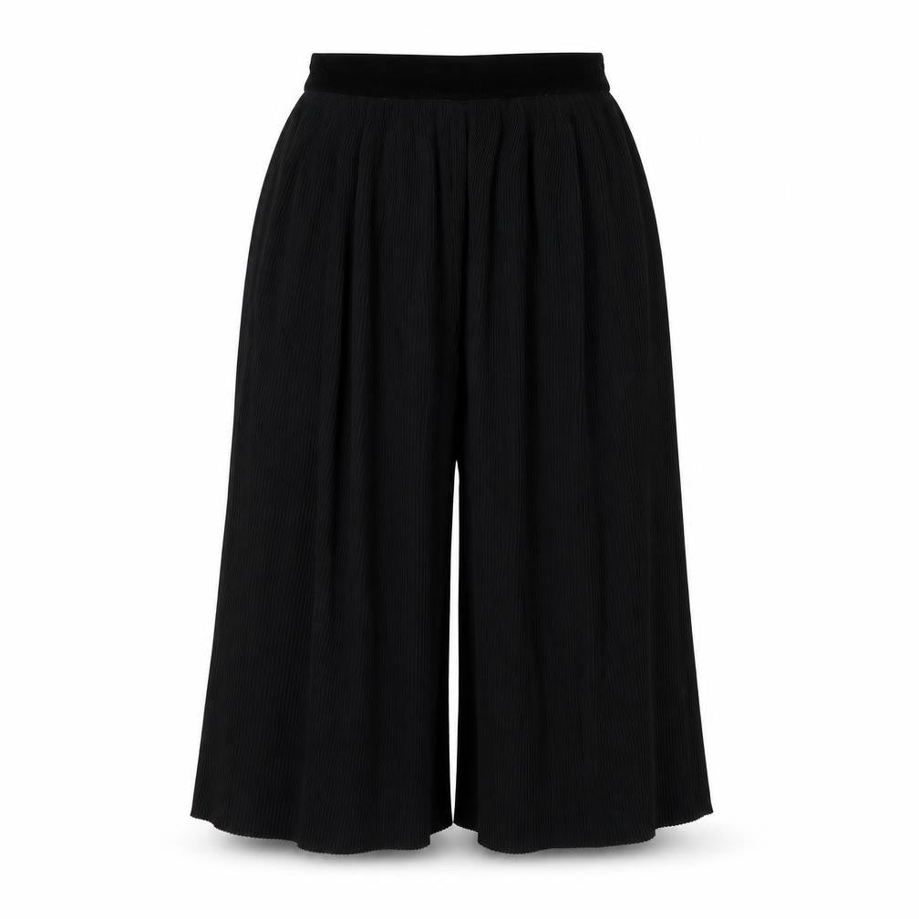 Womens UK Size XS Zara Regular Fit Capri Black Trousers