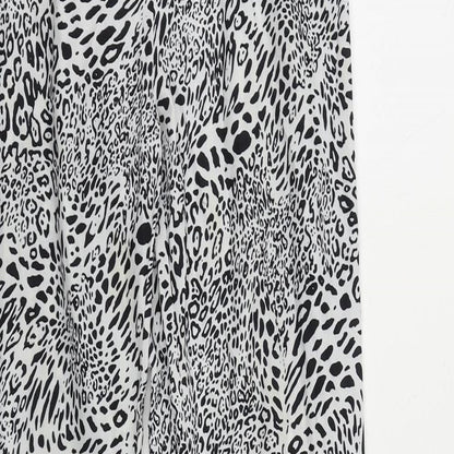 Womens UK Size 8 PRETTYLITTLETHING Regular Fit  Black Trousers