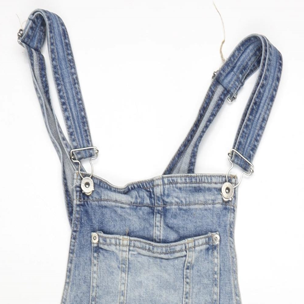 H&M Womens Blue Cotton Dungaree One-Piece Size 8 Snap - Pit To Pit 8 Inches.- Item length 25.5 Inches- Adjustable Strapss