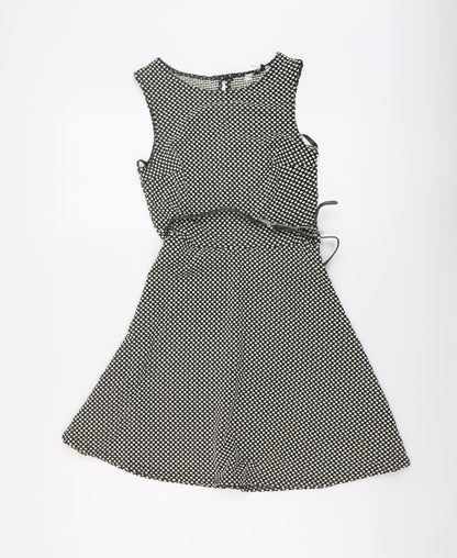 New Look Womens Black Geometric Polyester A-Line Size 8 Round Neck Button