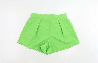 Della Mel Womens Green Polyester Basic Shorts Size L L4 in Regular - Elastic Waist