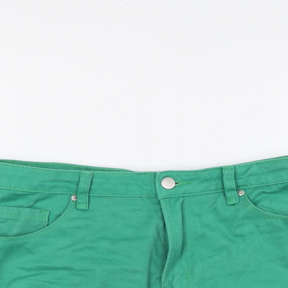 Urban Revivo Womens Green Cotton Bermuda Shorts Size 14 Regular Button - Raw Hem