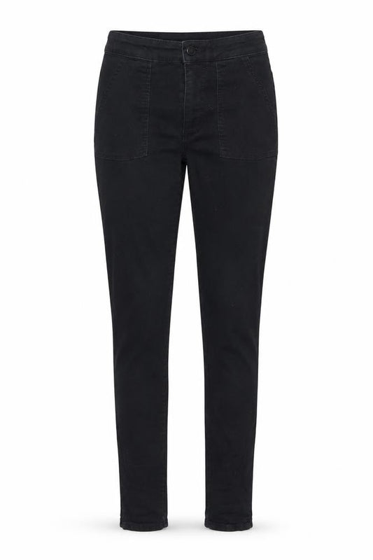 Front view of ASOS women’s black cotton skinny jeans, size UK 6, 30-inch leg regular zip