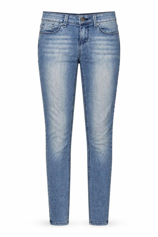 Front view of BDG women’s blue cotton skinny jeans, size UK 26, in, 30-inch leg regular zip