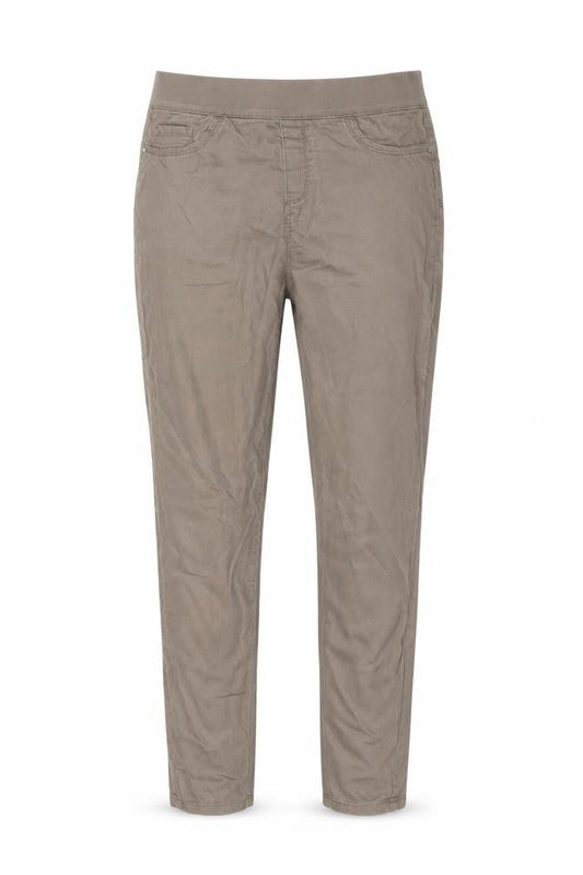 Front view of Denim & Co. women’s beige cotton jegging jeans, size UK 10, 28-inch leg regular