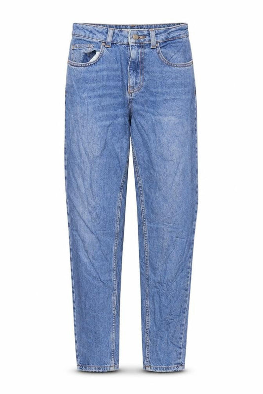 Front view of Denim & Co. women’s blue cotton straight jeans, size UK 6, 29-inch leg regular zip