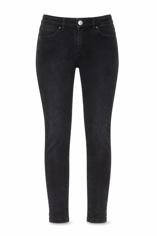 Front view of ASOS women’s grey cotton skinny jeans, size UK 26, in, 27-inch leg regular button