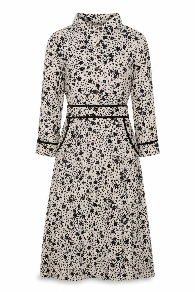 Monteau Womens White Floral Polyester A-Line Size M Collared Button
